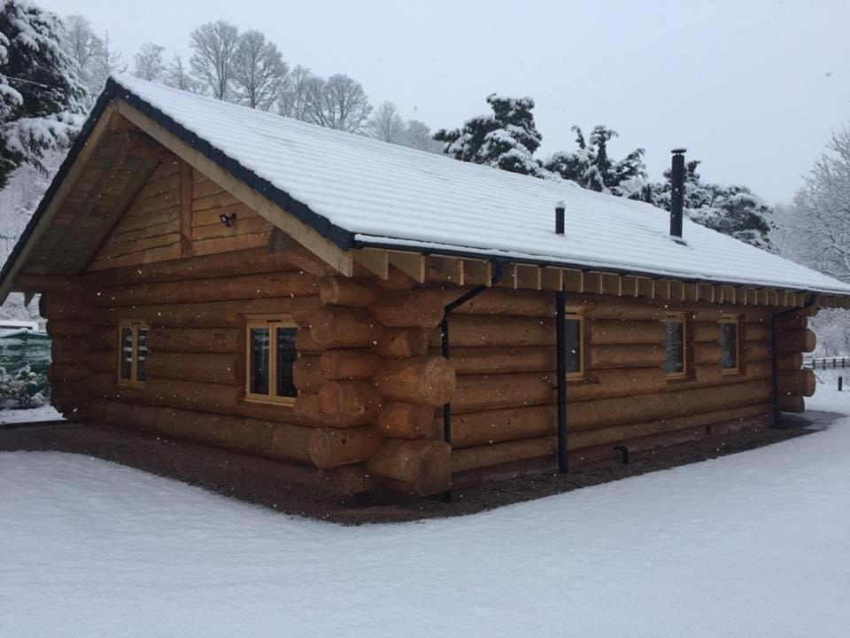 Ewes Water Log Cabins Langholm Exterior photo